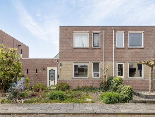 Hoofdfoto van Uden Koreschoep 7