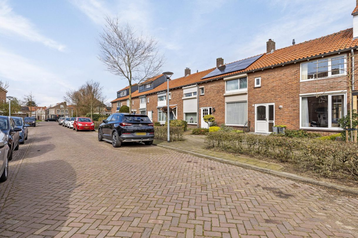 Te koop: Foto Woonhuis aan de Tulpstraat 16 in Uden