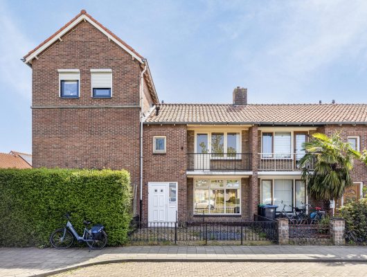 Hoofdfoto van Uden Leeuweriksweg 37