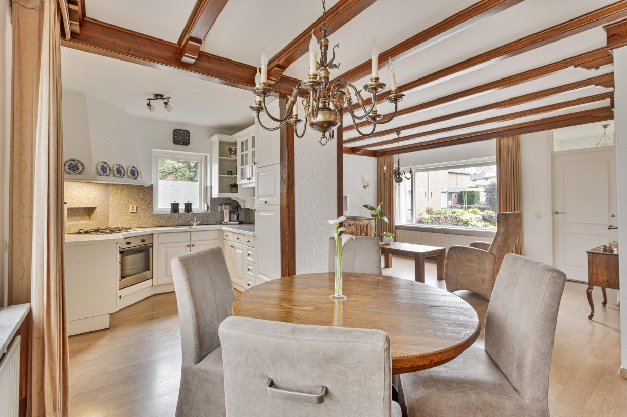 Te koop: Foto Woonhuis aan de Weemveld 14 in Zeeland