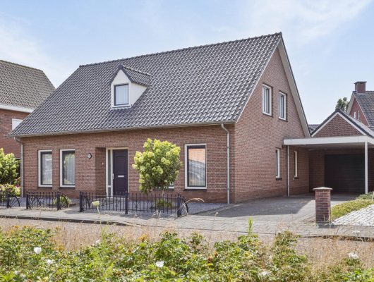 Hoofdfoto van Boekel Dotterbloem 13