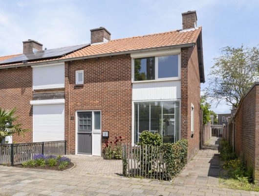 Hoofdfoto van Uden Land van Ravensteinstraat 22