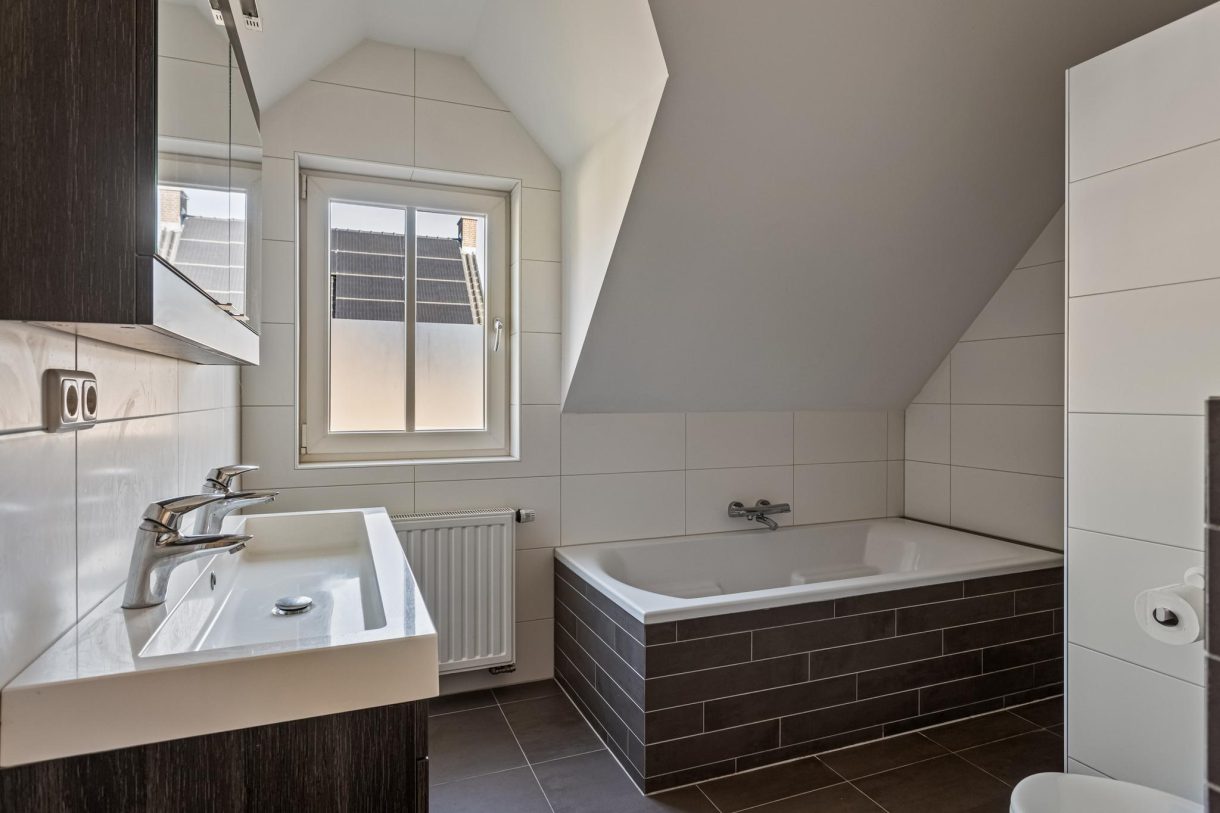 Te koop: Foto Woonhuis aan de Heidehof 2 in Odiliapeel