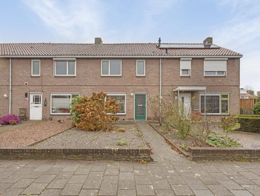 Hoofdfoto van Uden Spinetstraat 13