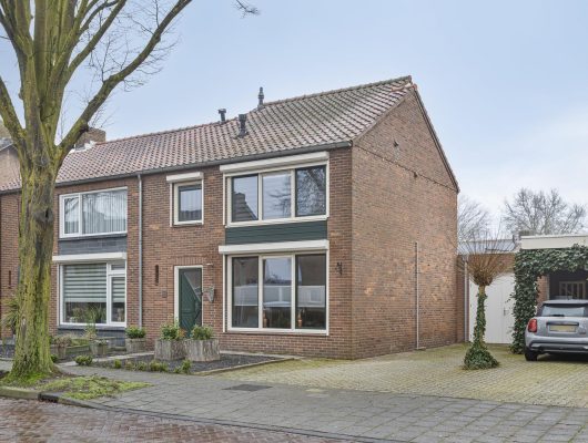 Hoofdfoto van Uden Lavendelstraat 21