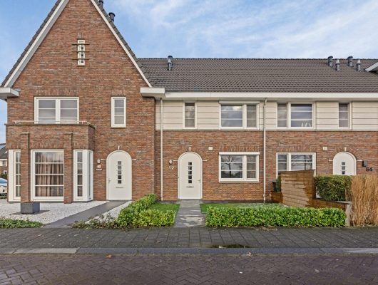 Hoofdfoto van Uden Stalreep 52