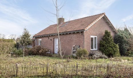 koop  Odiliapeel  Pastoor van Houtstraat 12 – Hoofdfoto