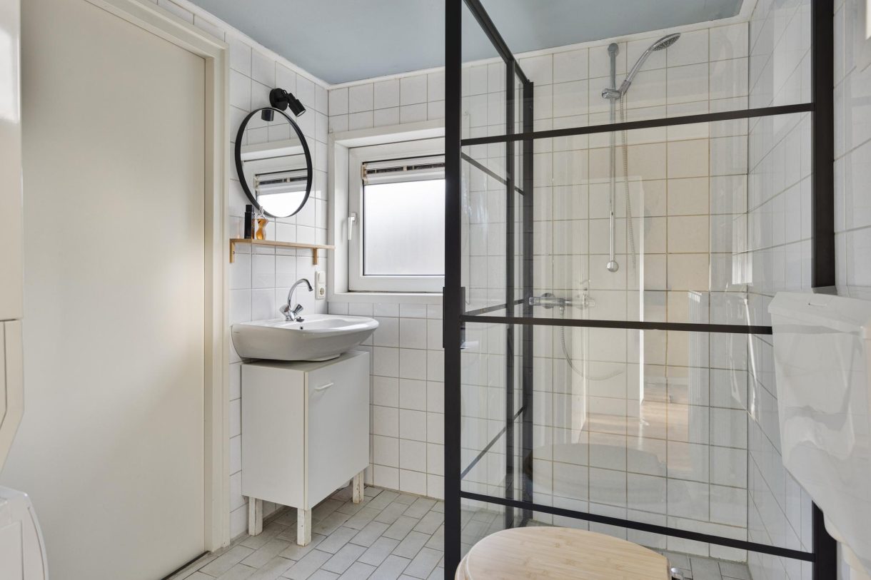 Te koop: Foto Woonhuis aan de Pastoor van Houtstraat 12 in Odiliapeel