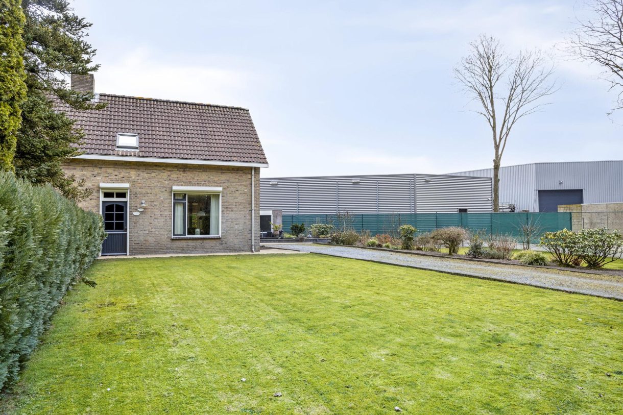 Te koop: Foto Woonhuis aan de Molenheiderweg 18 in Uden