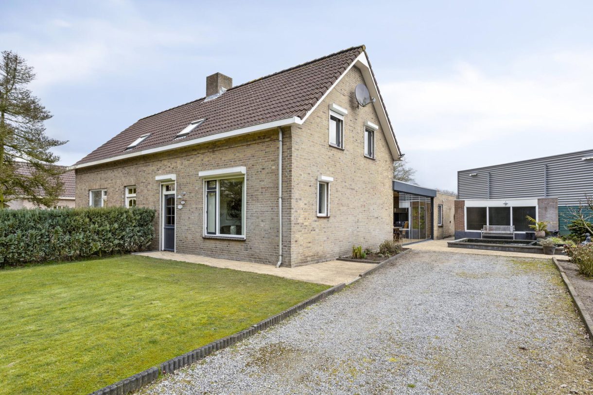 Te koop: Foto Woonhuis aan de Molenheiderweg 18 in Uden