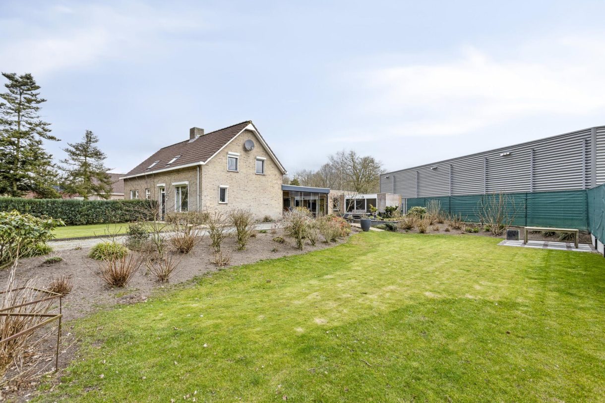 Te koop: Foto Woonhuis aan de Molenheiderweg 18 in Uden