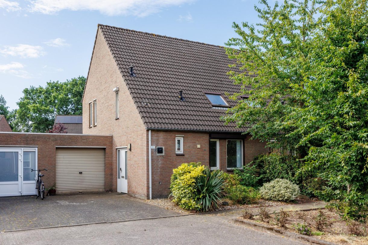 Te koop: Foto Woonhuis aan de den Brier 111 in Uden