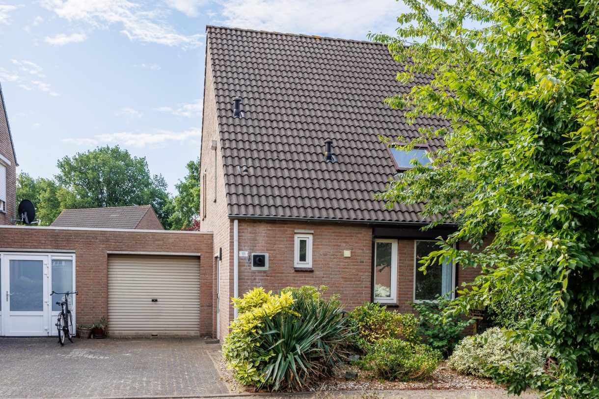 Te koop: Foto Woonhuis aan de den Brier 111 in Uden