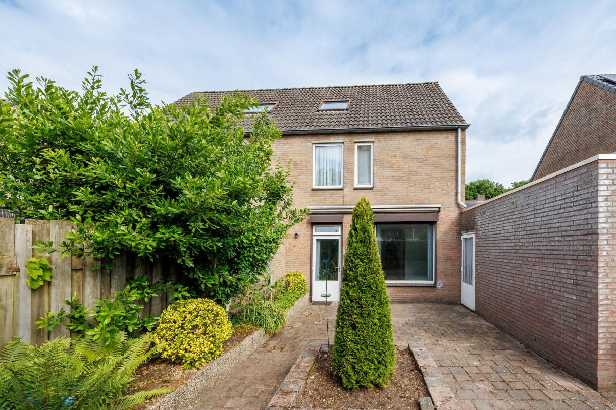 Te koop: Foto Woonhuis aan de den Brier 111 in Uden