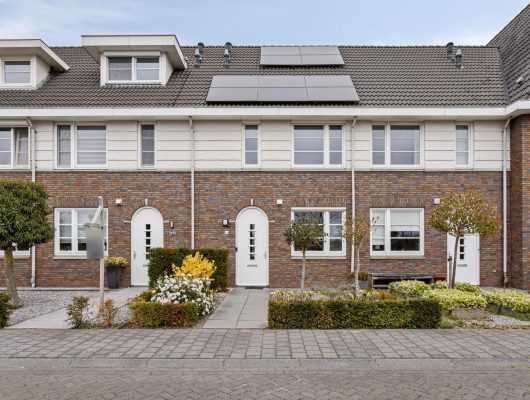 Hoofdfoto van Uden Stalreep 68