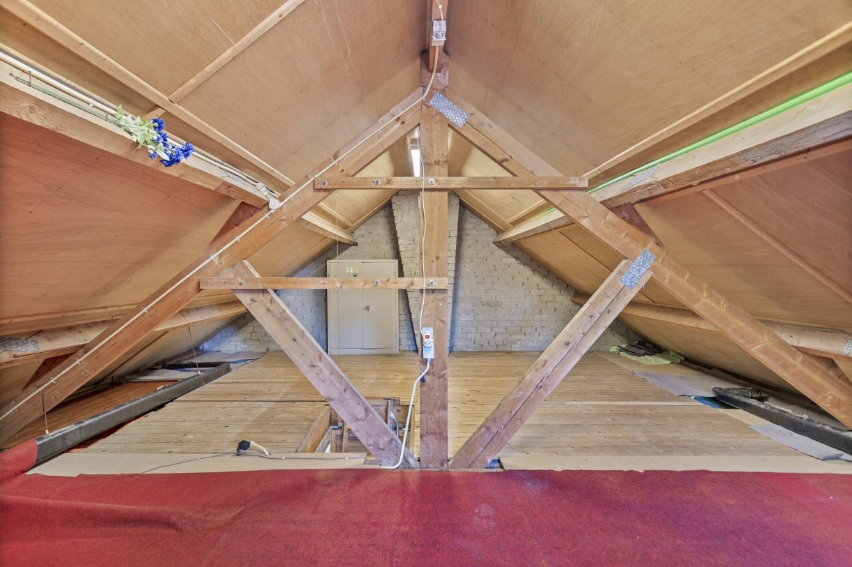 Te koop: Foto Woonhuis aan de Korenbloemstraat 7 in Odiliapeel