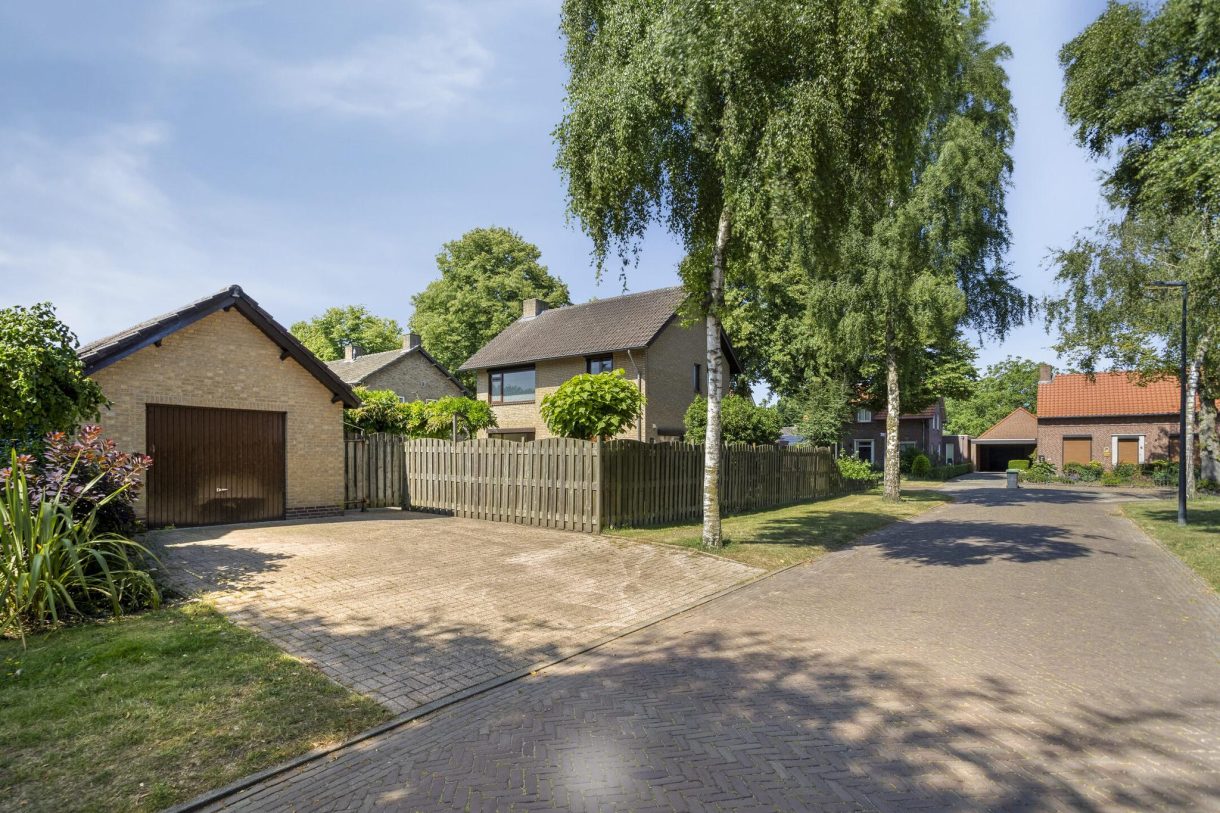 Te koop: Foto Woonhuis aan de Korenbloemstraat 7 in Odiliapeel