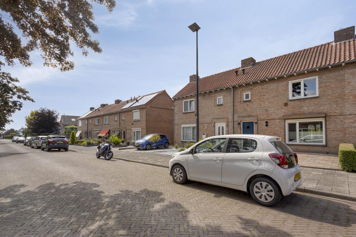 Te koop: Foto Woonhuis aan de Tijgerstraat 28 in Volkel