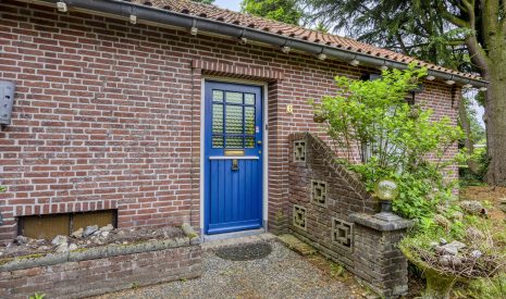Te koop: Foto Woonhuis aan de Pastoor van Houtstraat 6 in Odiliapeel