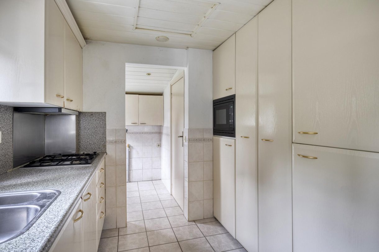 Te koop: Foto Woonhuis aan de Pastoor van Houtstraat 6 in Odiliapeel