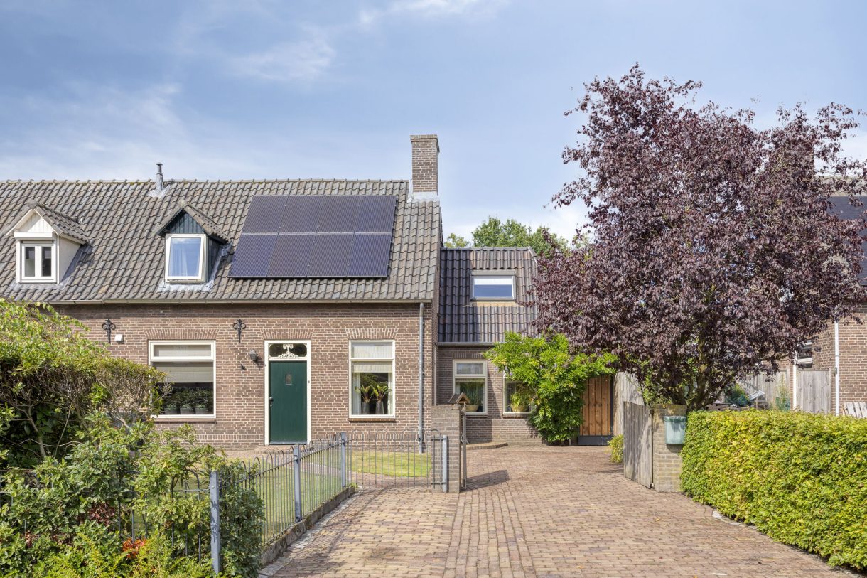 Te koop: Foto Woonhuis aan de Schoolstraat 10 in Zeeland