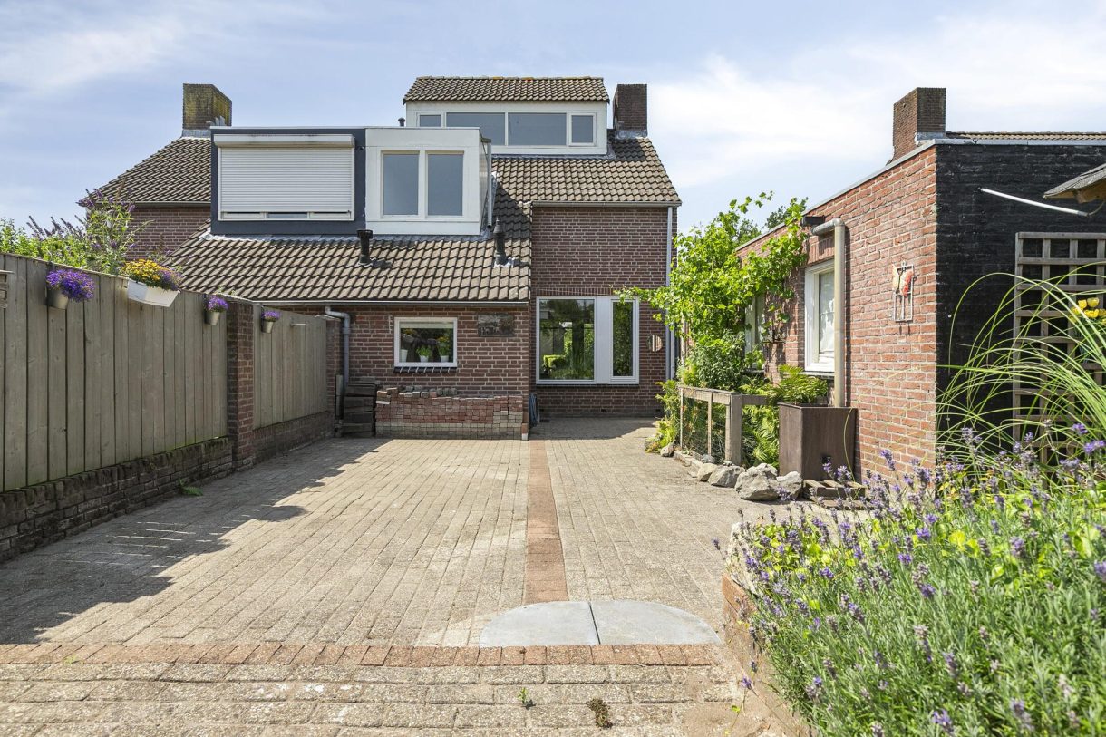 Te koop: Foto Woonhuis aan de Boterbloemstraat 43 in Odiliapeel