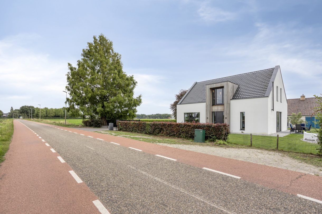 Te koop: Foto Woonhuis aan de Rouwstraat 1 in Odiliapeel