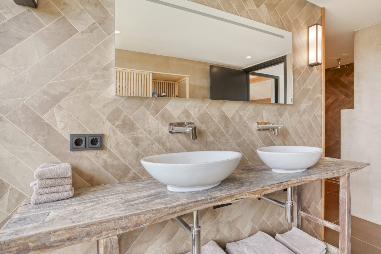 Te koop: Foto Woonhuis aan de Rouwstraat 1 in Odiliapeel