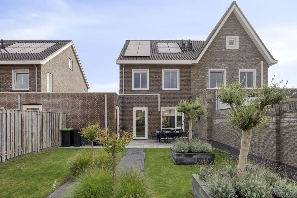 Te koop: Foto Woonhuis aan de Blazoenlaan 1a in Zeeland