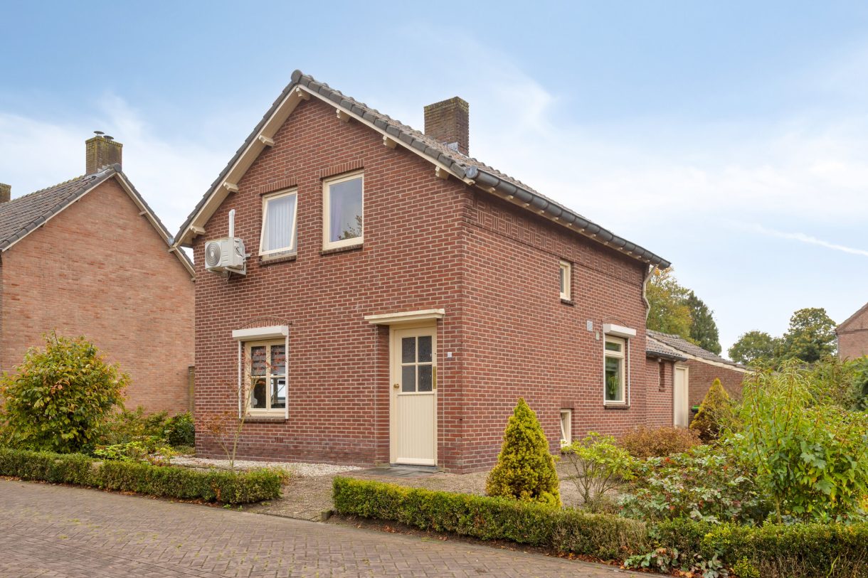 Te koop: Foto Woonhuis aan de Oude Molenstraat 21 in Zeeland