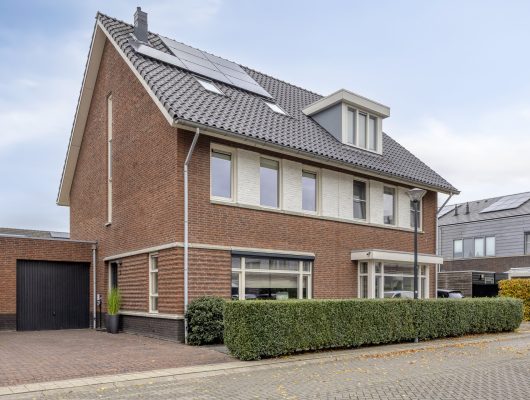 Hoofdfoto van Uden Krabbelaar 3